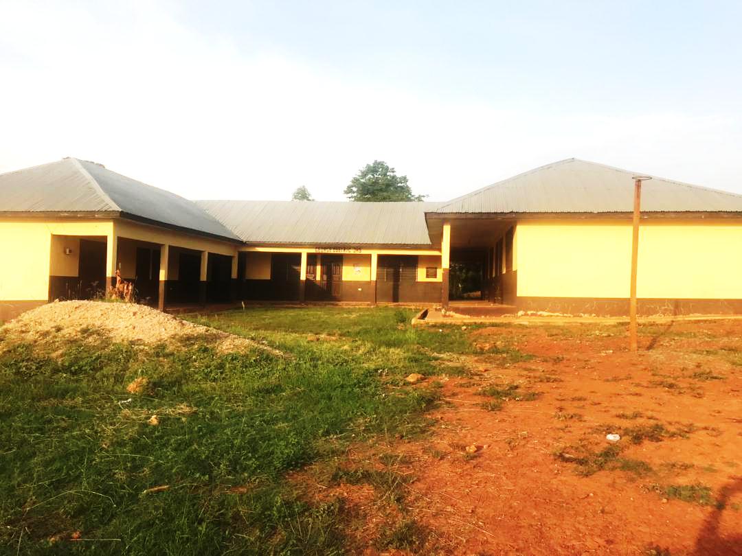 Junior High School with ancillary offices/departments